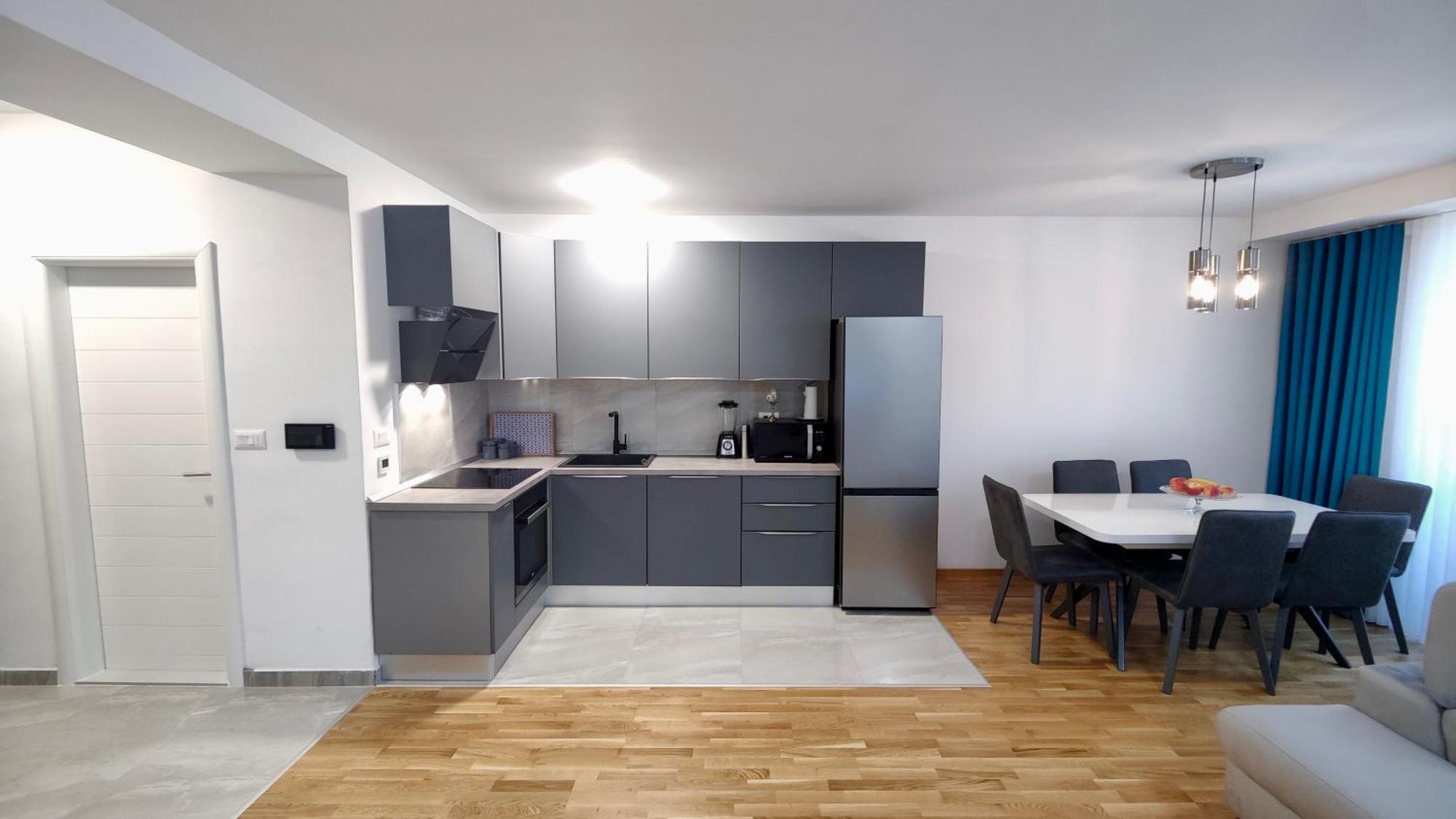 Apartment Bisi Penthouse Skopje